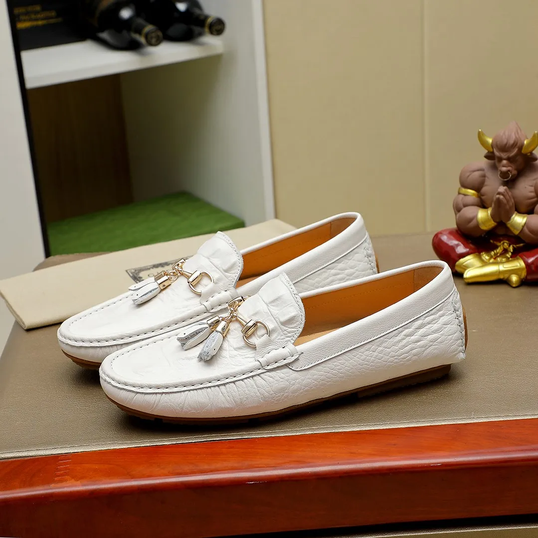 Men's shoes💰360💰🕷🕷️【 GUCCI 】Gucci's best-selling trendy men's casual slip-on shoes 🇨🇳Official website original 1:1 mold 💯Original quality, fine workmanship ☘Fashionable and versatile, perfect shape, comfortable on the feet 🍓Trendy men's recommended model, imported cowhide on the top layer 🎋High-quality pigskin lining, rubber wear-resistant and non-slip outsole, high-end atmosphere, worth owning 🍉Optional 38-44